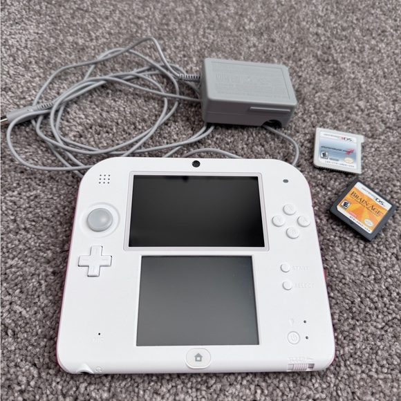 Nintendo 2DS White and Red Handheld Console mario kart - Picture 1 of 5